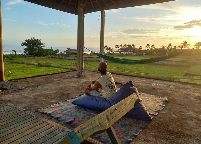 Affittacamere The Nyamo Surfschool &
