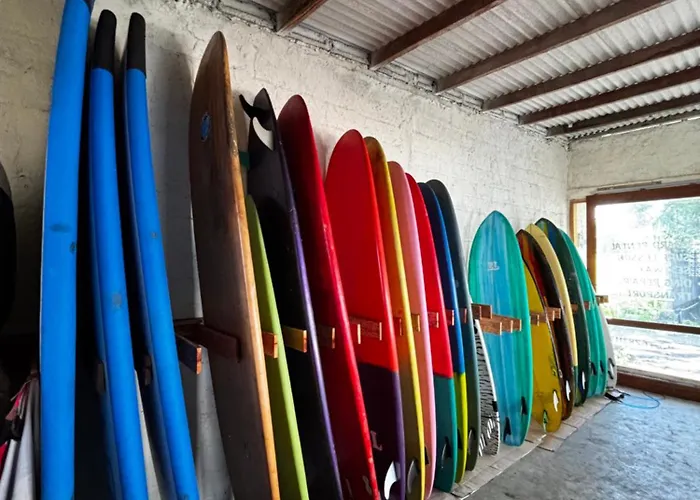The Nyamo Surfschool & 2*