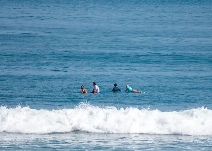 The Nyamo Surfschool & 2* プルカン