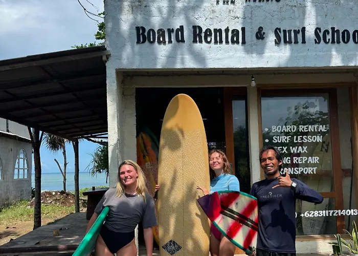 The Nyamo Surfschool & ゲストハウス 2*