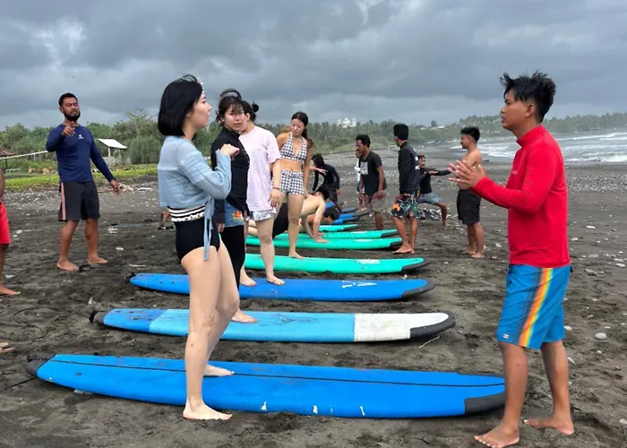 The Nyamo Surfschool & ゲストハウス