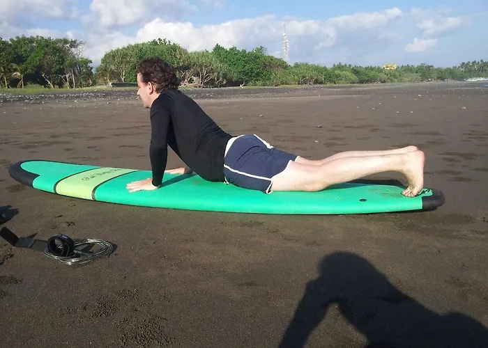 The Nyamo Surfschool & ゲストハウス