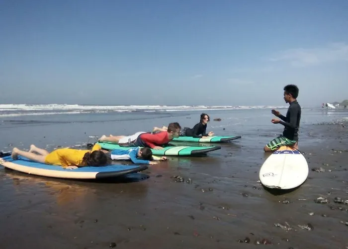 Affittacamere The Nyamo Surfschool &
