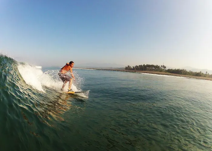 The Nyamo Surfschool &