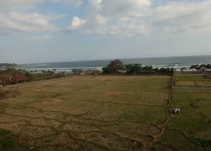 The Nyamo Surfschool & ゲストハウス